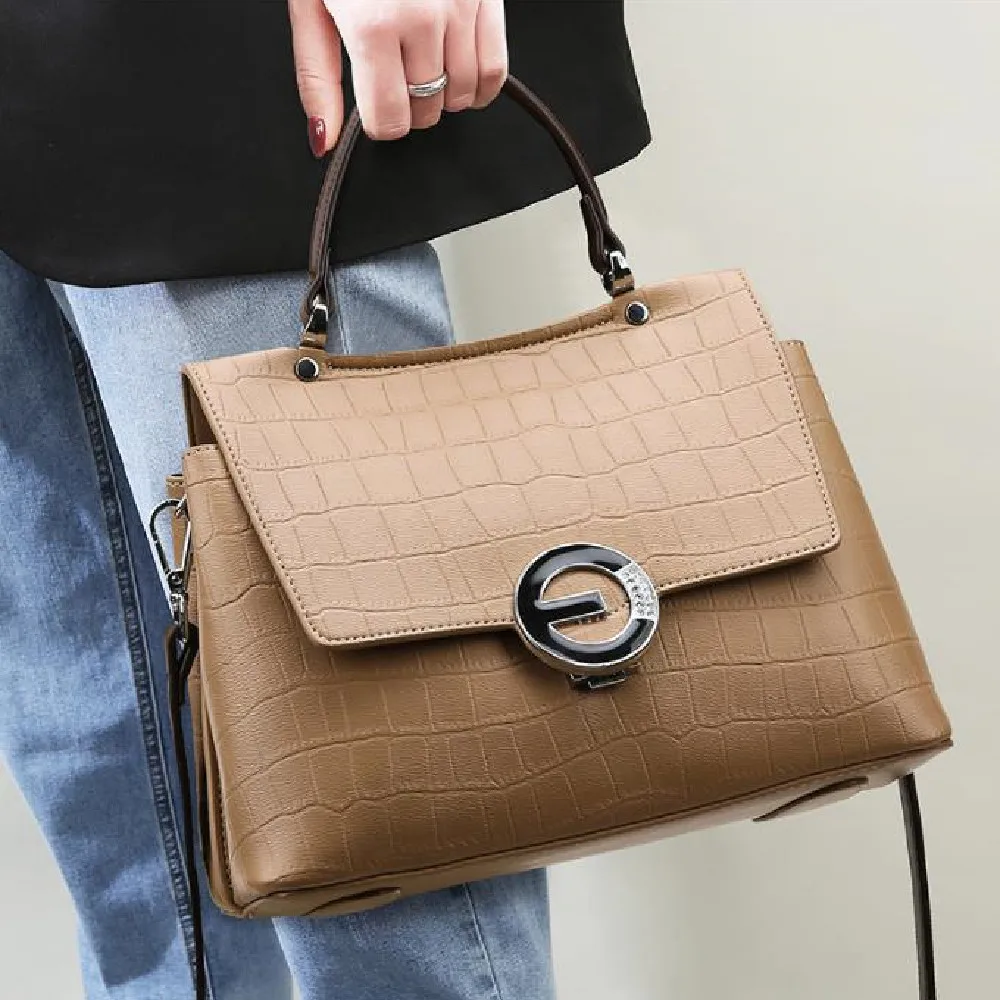 

Универсальная модная вместительная сумка на одно плечо с крокодиловым принтом, женская сумка, новинка 2022, сумка, Европейская и американская...