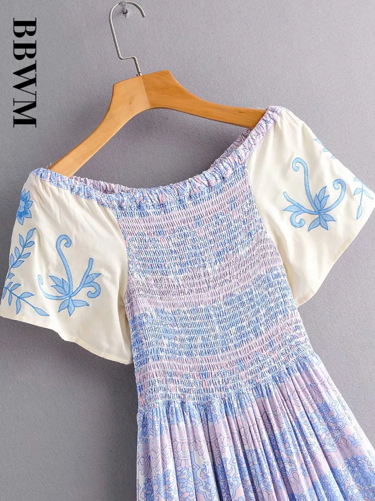 Платье женское приталенное с эластичным поясом модное универсальное облегающее