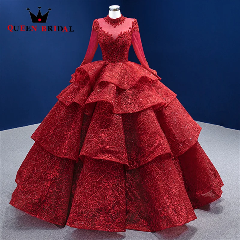 Изысканное кружевное платье с V-образным вырезом