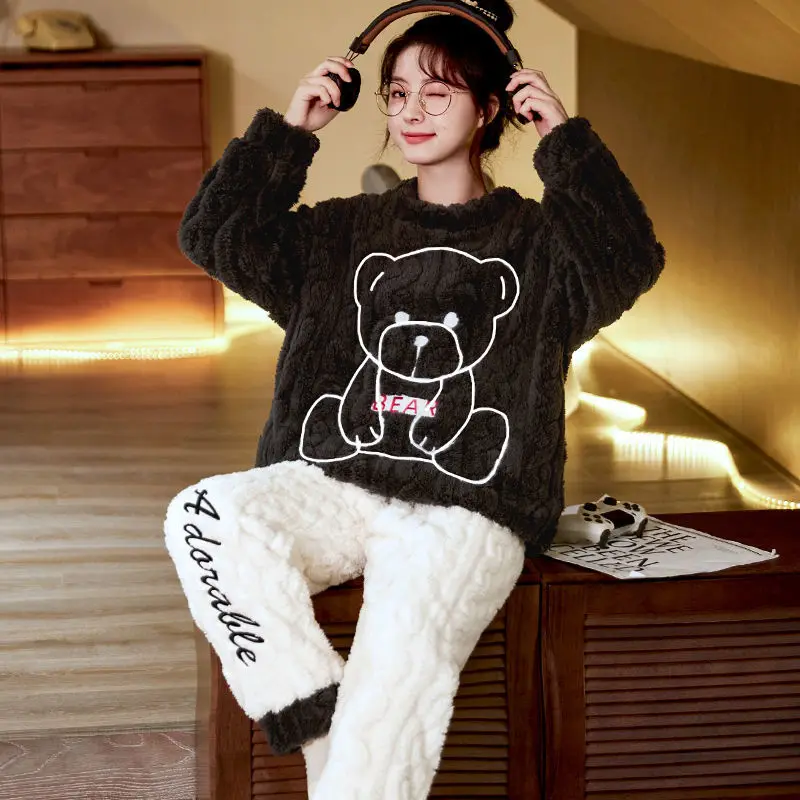 Women's Winter Coral Velvet Pajama Two-piece Korean Fashion Loose Warm Pijama Homewear Suit Female Cute Sleepwear Nightie Suit