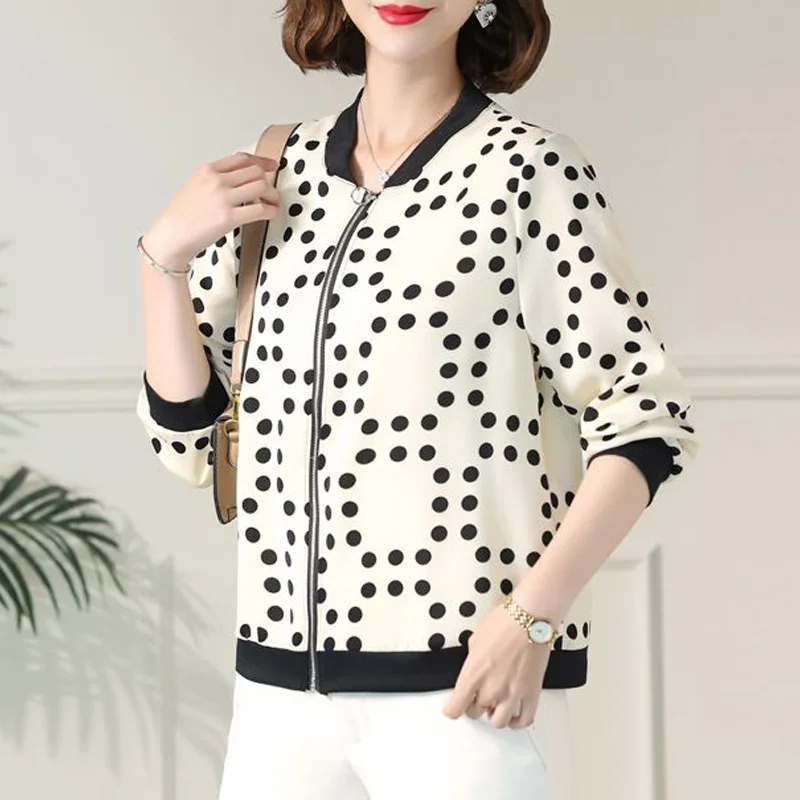 

2023 New Spring and Autumn Fashion Trend Exquisite Printing Leisure Loose Sports Holiday Sunscreen Versatile Women's Coat