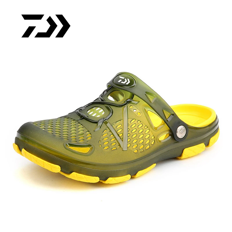 

2022 New Daiwa Fishing Sandals Summer Beach Sandals Breathable Men's Mesh Beach Shoes Non-slip Sports Slippers Fishing Shoes