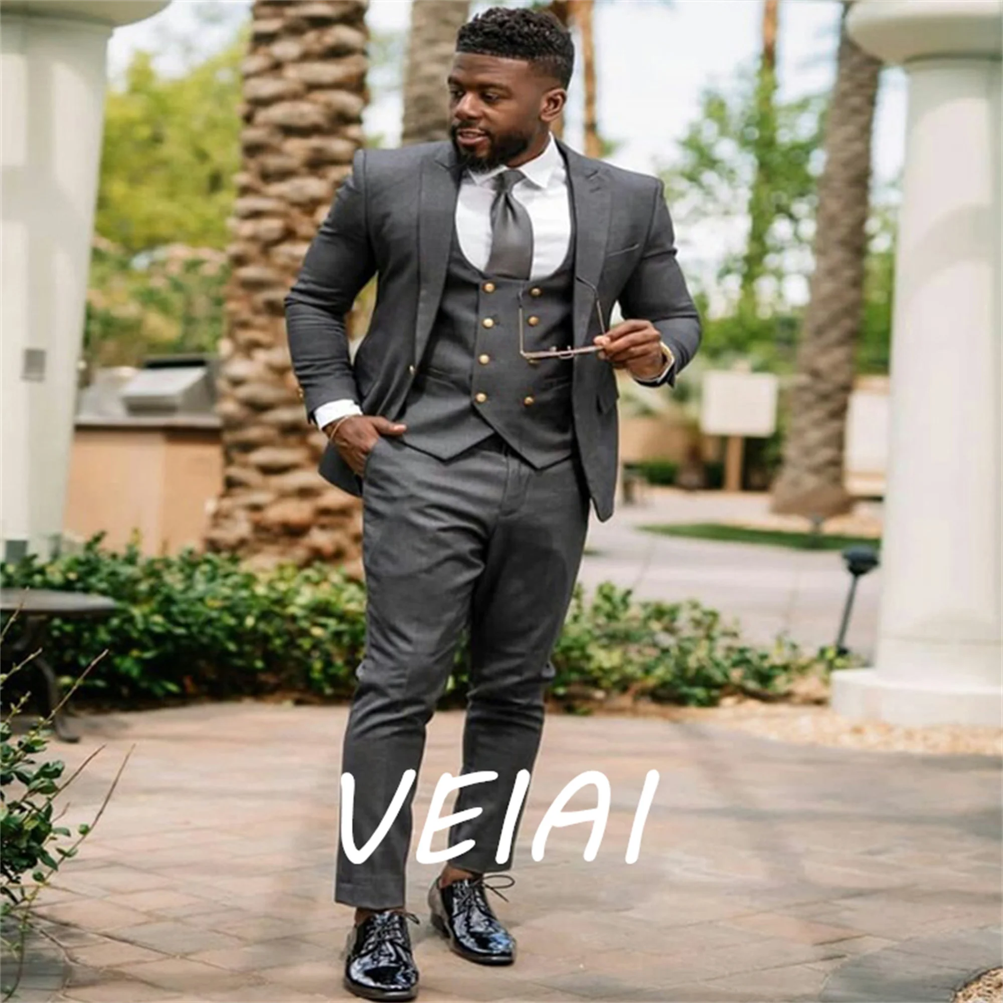 

Dark Grey Men Suits Slim Fit for Wedding Tuxedos 3 Piece Male Fashion Double Breasted Waistcoat Business Blazer with Pants