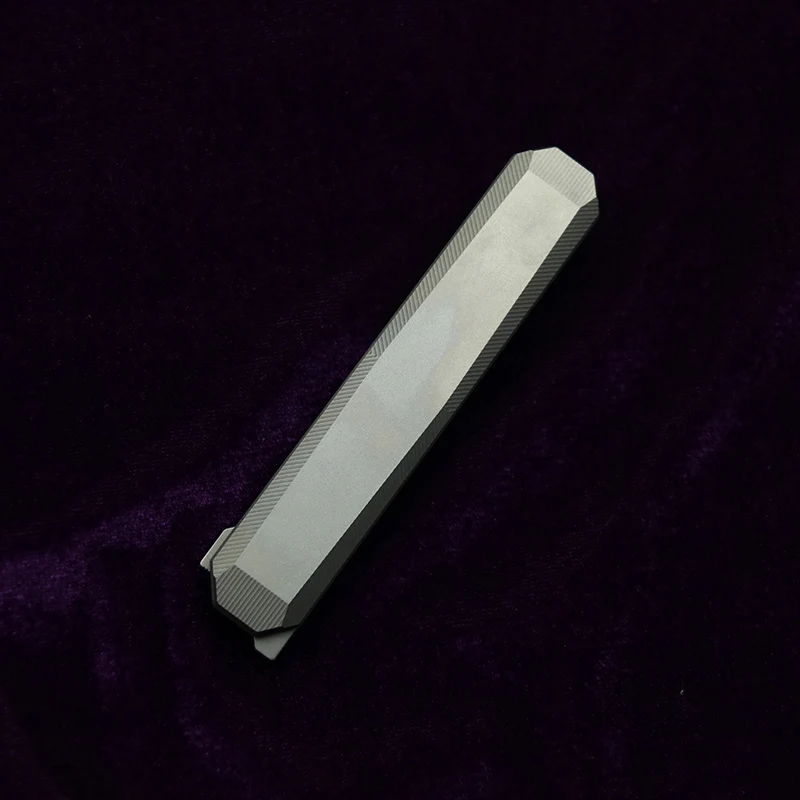 Складной нож для выживания EDC