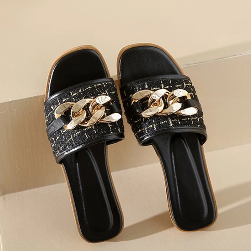 2023 Non-slip Chain Decor Outdoor Open Toe Beach Women Slipper Flat Bottom Slides Female Sandals Sexy Fashion Design Woman Shoes