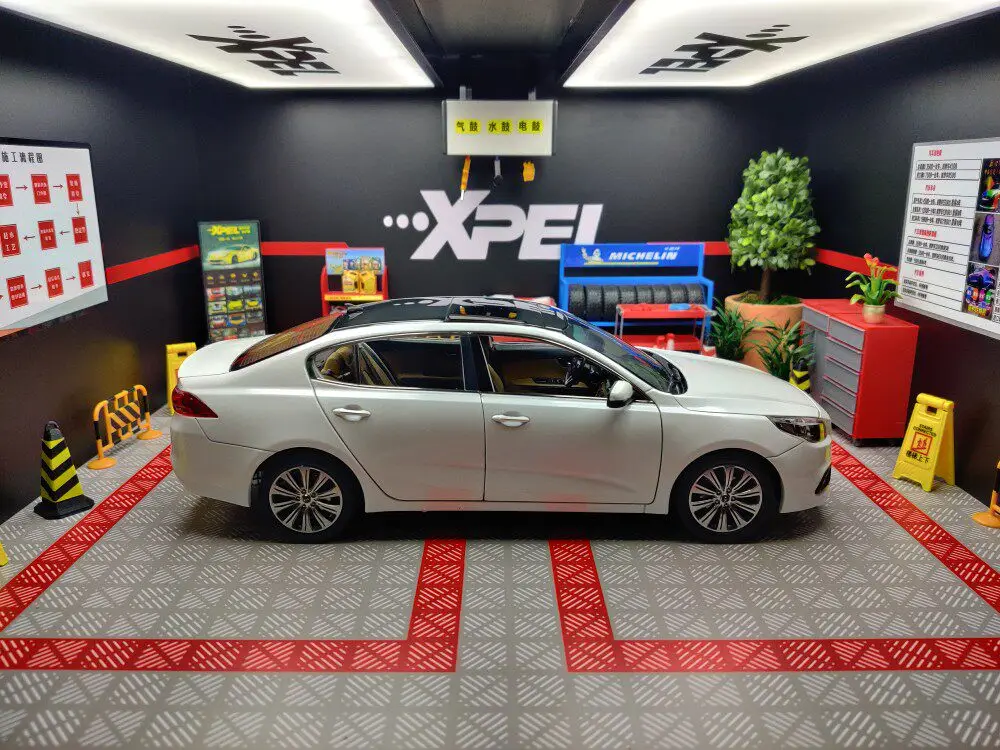 Фото Коллекционная модель автомобиля Dongfeng Yueda Kia K4 из литого металла в масштабе 1:18 с открывающимися дверями, оригинальный сувенир, подарок, предмет для демонстрации №3