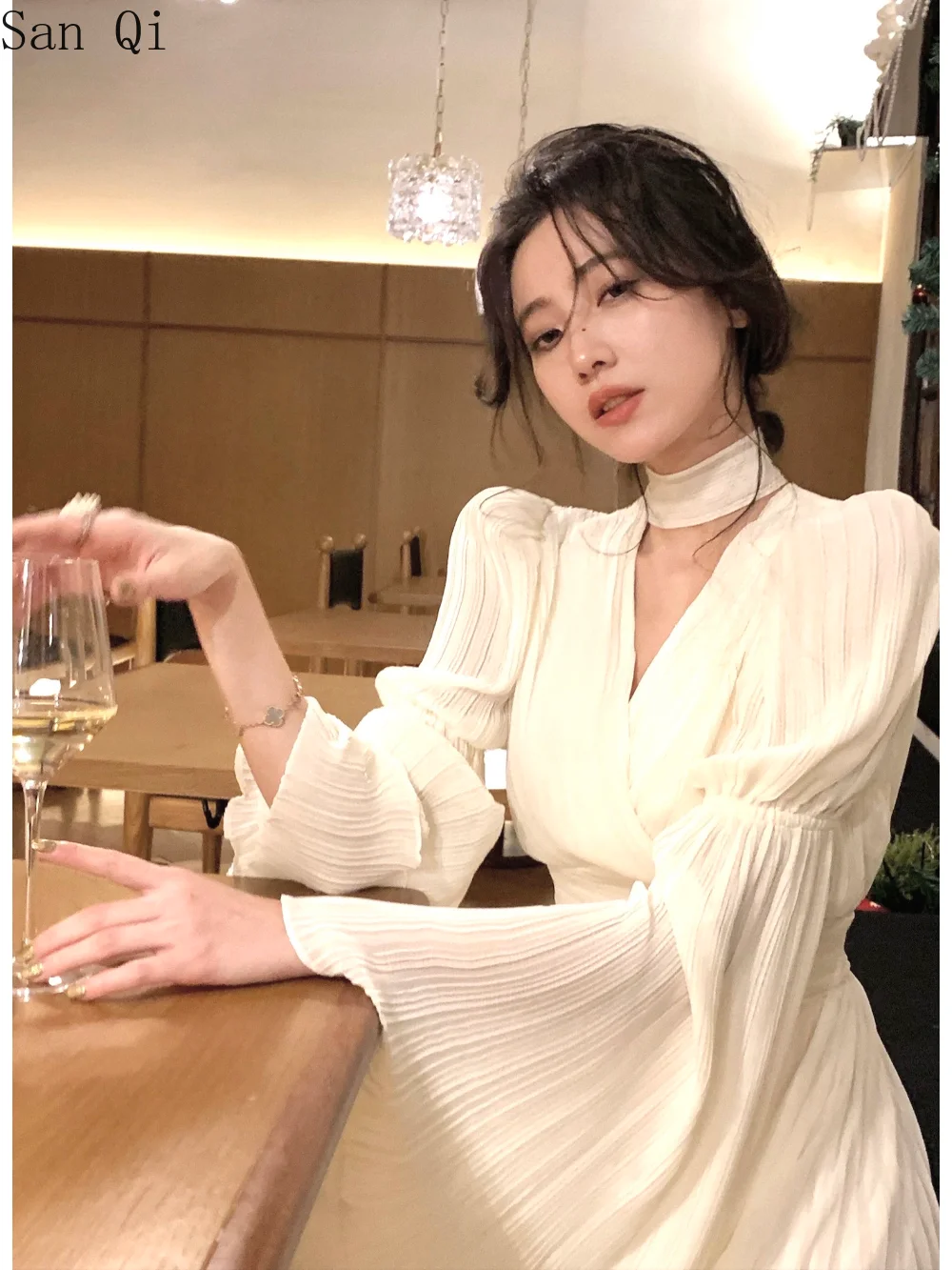 

V Neck Flare Sleeve White Dress Fashion French Style Long Sleeve Dress for Women 2023 Elegant Chic Midi Vintage Y2k Dress