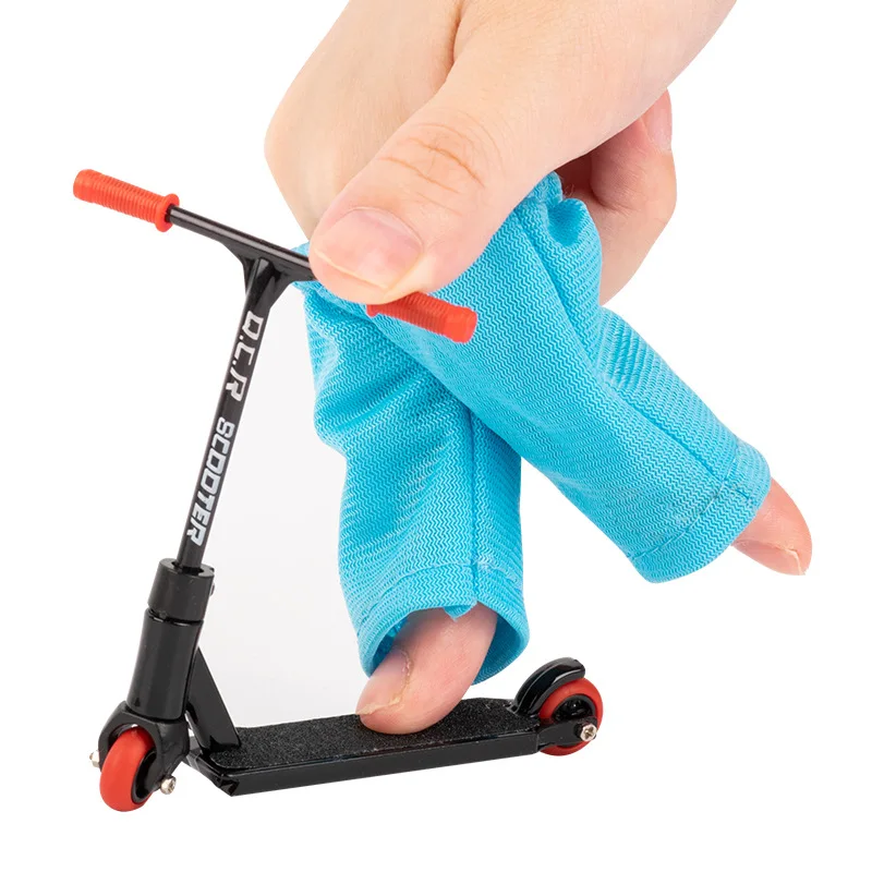 

Mini Alloy Finger Scooter Model Set Interactive Finger Toys Novelty Sensory Activity Finger Scooter Skateboard Educational Gifts