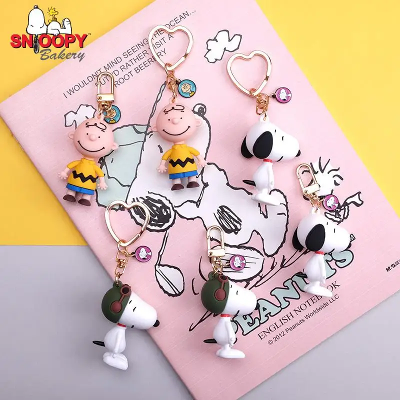 Resin Snoopy Pendant Airpods Protect Case Accessories Charlie Keychain Creative Love Package Car Keyring Buckle Couple Suit Gift