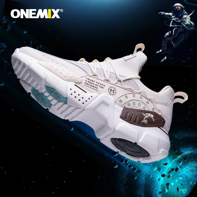ONEMIX 2023 New Running Shoes for Men Height Increasing Ulzza Harajuku Cushioning Platform Retro Sports Shoes Walking Sneakers