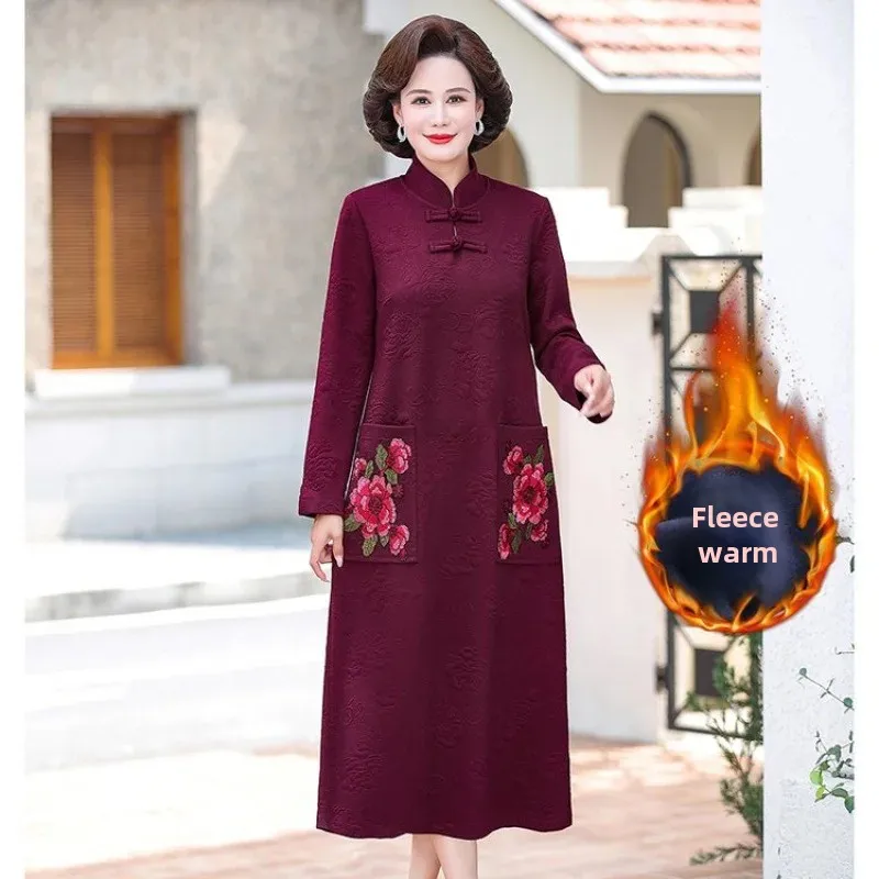 Новинка 2024 стильное утепленное китайское платье с флисовой подкладкой бежевое