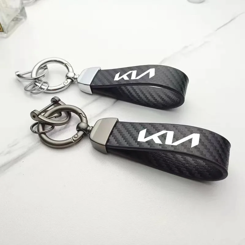 

FLeather Keychain Horseshoe Buckle Jewelry For KIA Cerato Sportage R K2 K3 K5 RIO 3 4 Sorento Lanyard Car Accessories