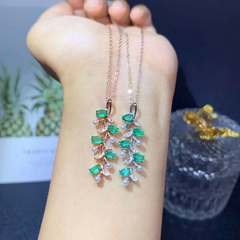 

MDINA Natural Emerald Gemstone Pendant Necklaces Women Silver 925 Jewelry Wholesale Anniversary Fine luxury jewelry designers