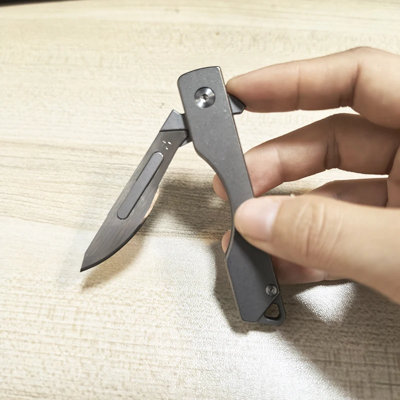 Складной нож YESISOK из титанового сплава