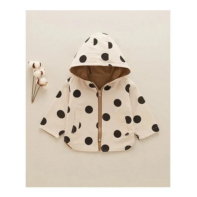 Детская ветровка с капюшоном на возраст 12-5 лет