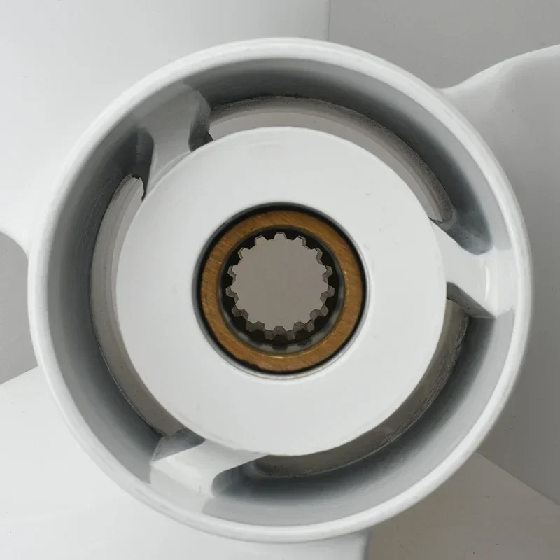 НОВЫЙ пропеллер 6E5-45947-00-EL 13 1/2*15 дюймов Yama-ha 50 л.с. 60 70 75 80 90 115 130 л.с.с.