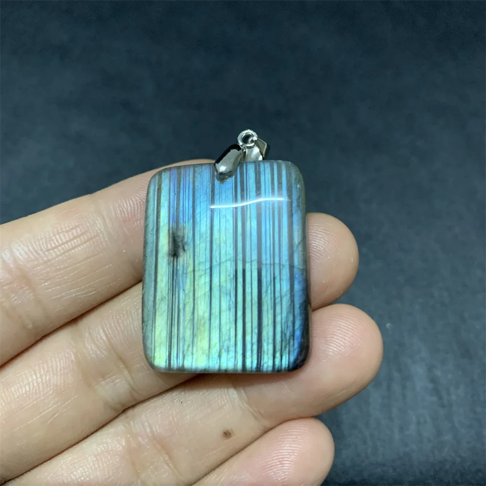 

30.5X24.5X5.8MM Only1 Natural Zebra-stripe Labradorite Pendants for Women Mint Green Square Necklaces Big Beads Healing Jewelry