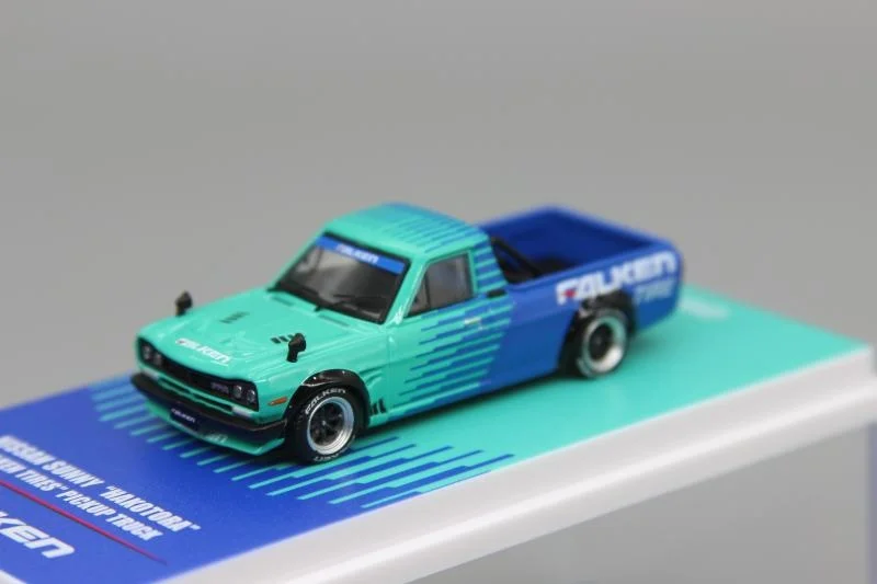 

Inno 1:64 Transport Van Sports Car Alloy Car Model Sunny Falken GT-R Pickup Hakotora for Nissan