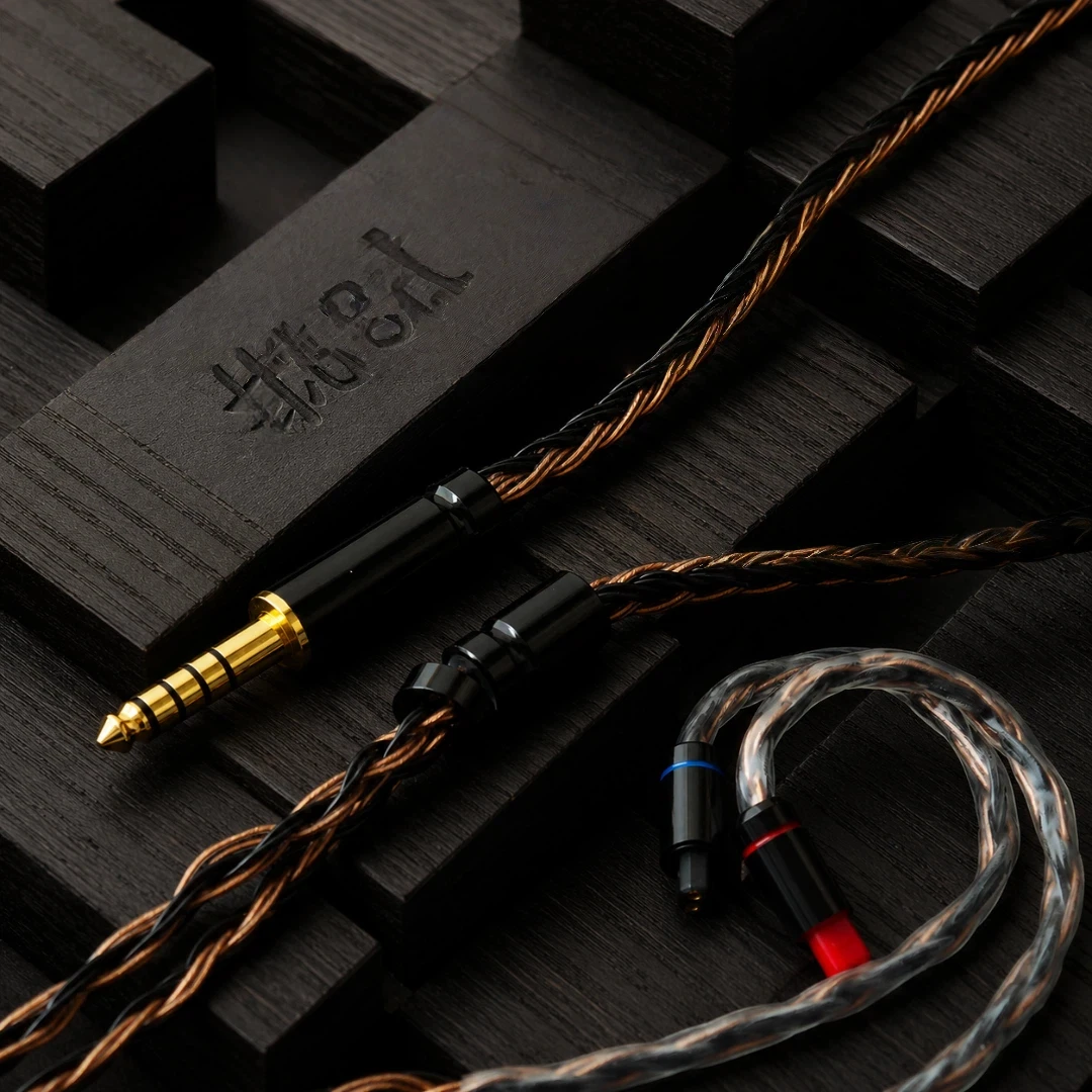 Фото Кабель IM Pin с микрофоном для Audio-Technica IM50, IM70, IM01, IM02, IM03, IM04, 4.4 мм, балансный, 16-жильный, черный/коричневый, мягкий провод для внутриканальных наушников №2