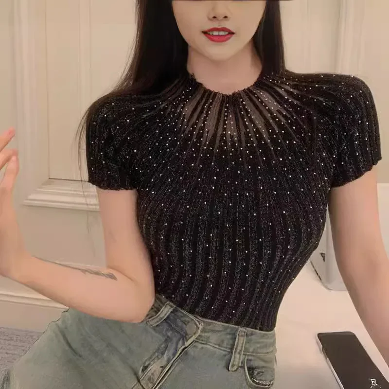 Женская летняя футболка-поло с круглым вырезом трикотажная короткая Приталенная