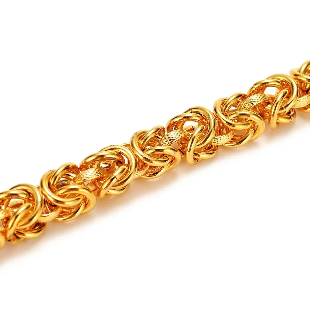 Мужской браслет в этническом стиле