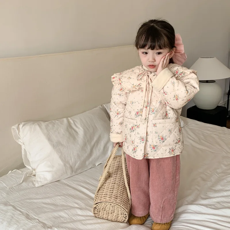 

Детская утепленная куртка с цветочным принтом, на осень