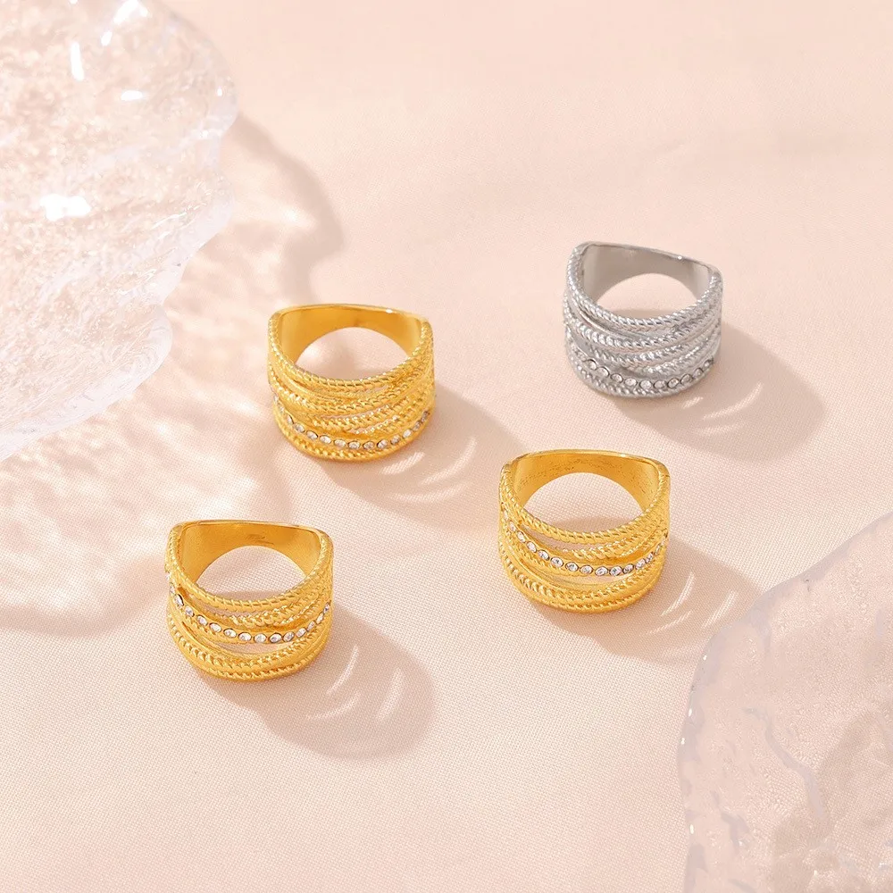 Женское кольцо из нержавеющей стали обручальное с разными линиями покрытое