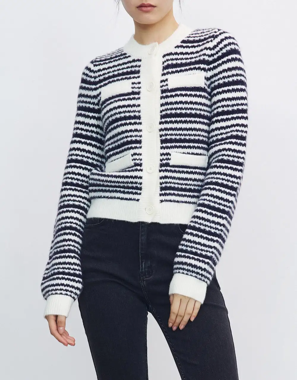 

Contrast Trim Striped Cardigan