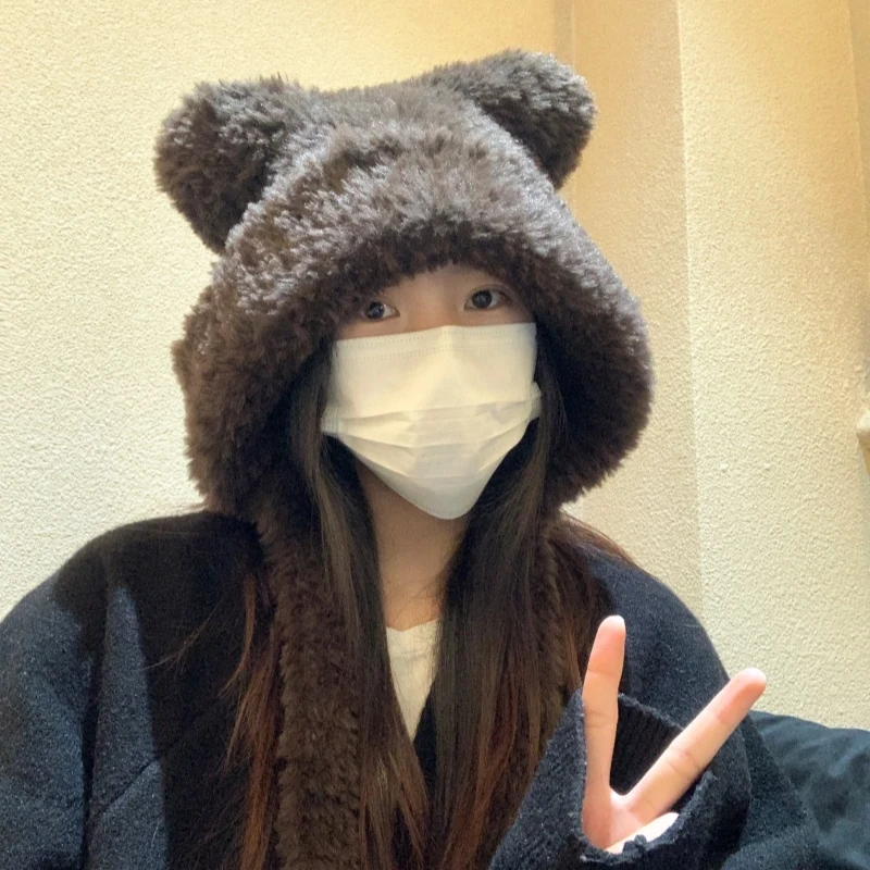 Шапка Lei Feng с милым медвежьим мехом женская зимняя теплая морозостойкая наушница