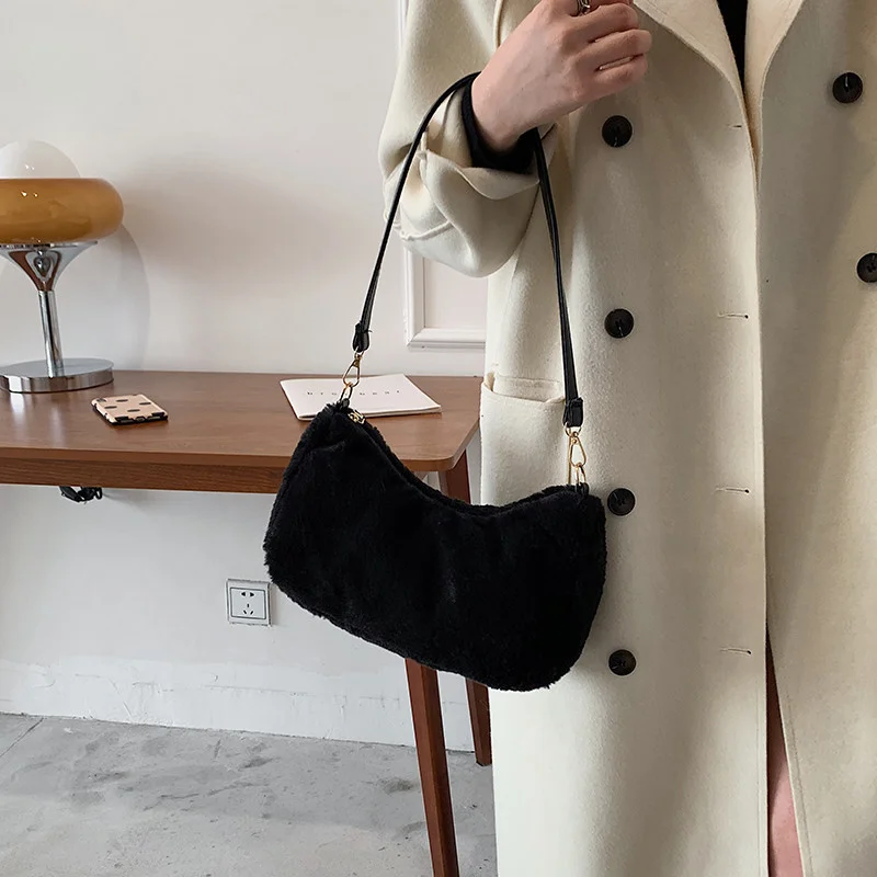 

Autumn winter Plush bag female 2021 new fashion ins simple one shoulder armpit bag texture net red messenger bag