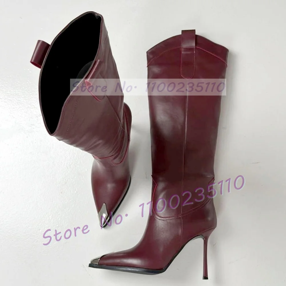 Коричневые металлические сапоги до колена с острым носком женские стильные