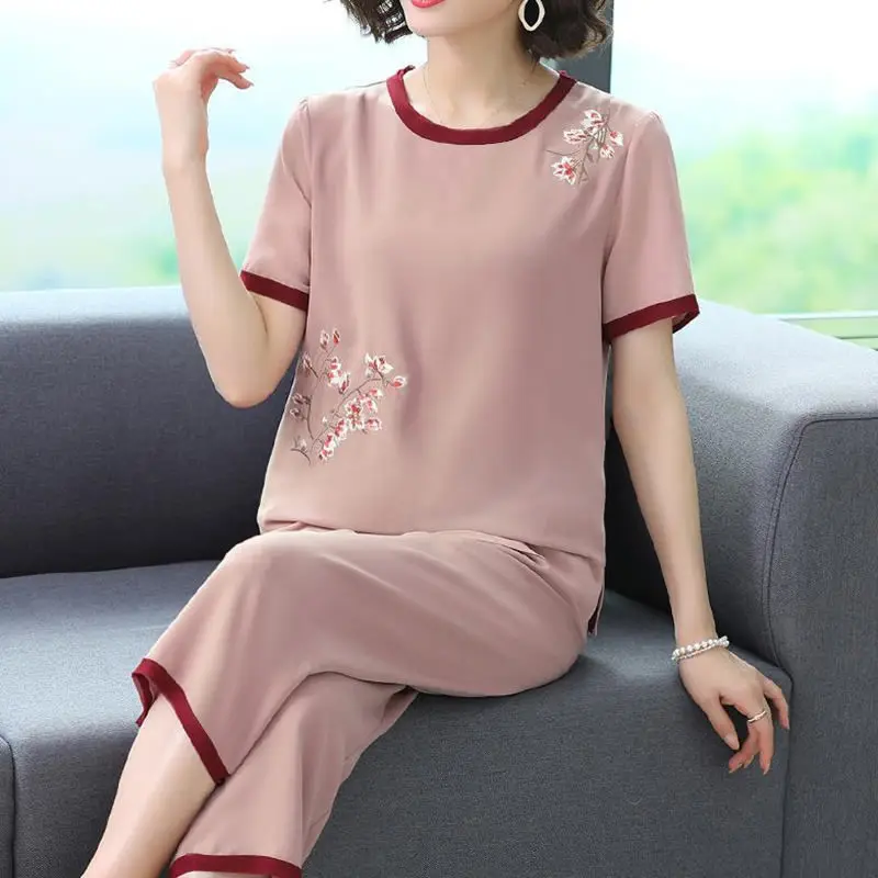 

Summer Women Short Sleeve Top and Pants Suits Casual Cotton Two Piece Set Womens Outfits Plus Size 5XL Women's Clothing J475