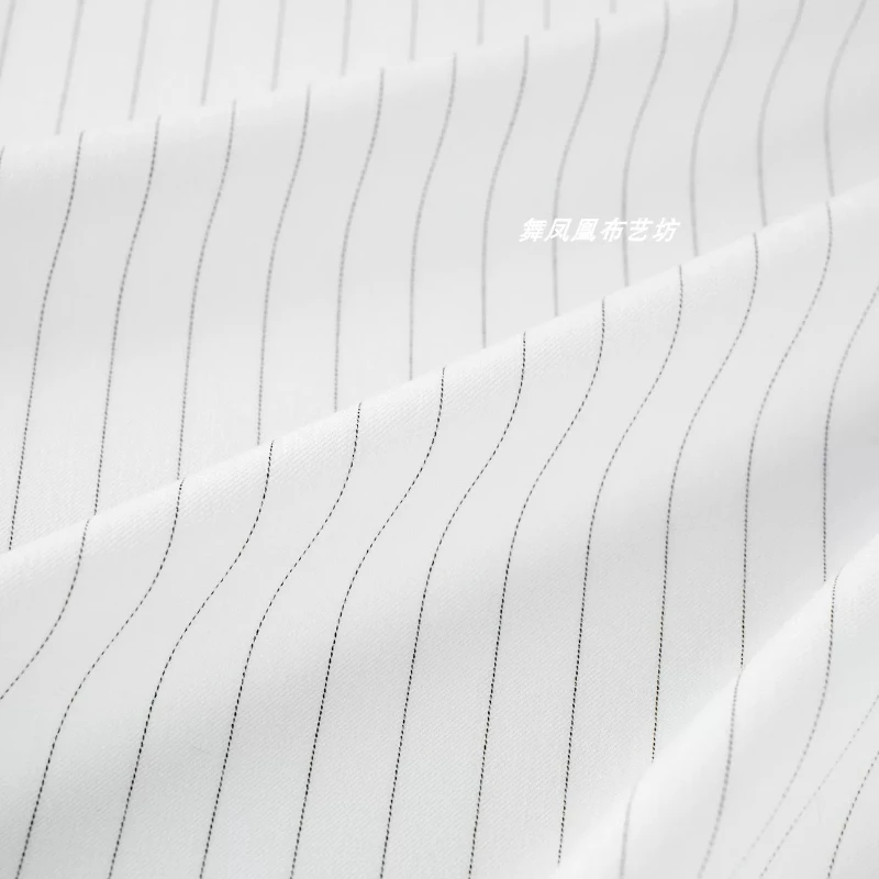 Фото Ткань Off-White Heavyweight Lurex с черными полосами, блестящая, мягкая, для офисных юбок, рубашек, брюк, аксессуаров для шитья своими руками №5