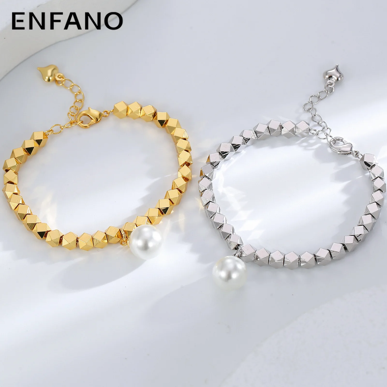 

Enfano Couple Ins Style Fashion Pearl Bracelet Female Online Influencer Design Simple Temperamental All-Match Bracelet