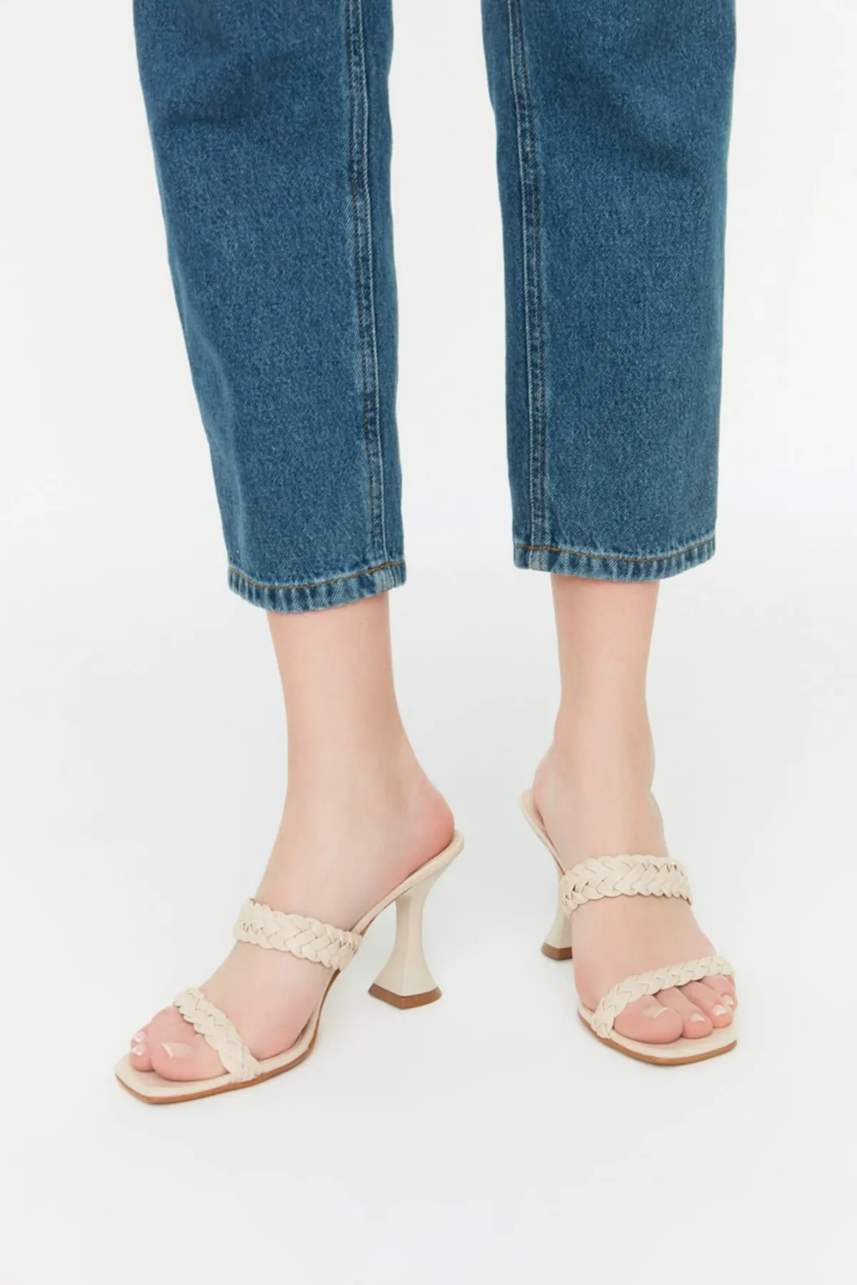 

Women's Fashion Comfort Slippers Sandals