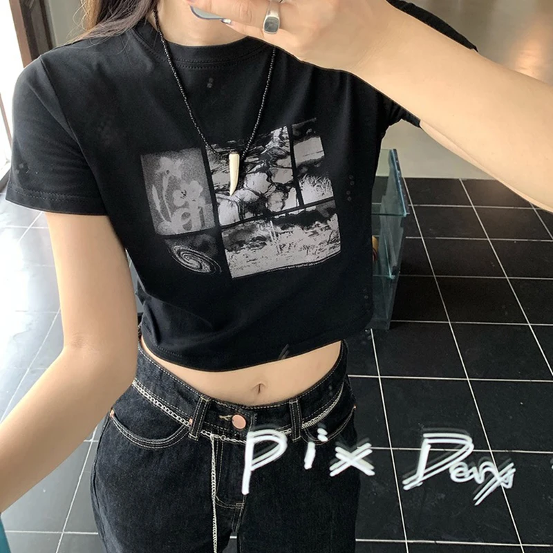 

90s Black Goth Harajuku Vintage Grunge Graphic Cropped Streetwear Sexy short sleeve Top Summer Harajuku Y2K tops Punk Casual Tee