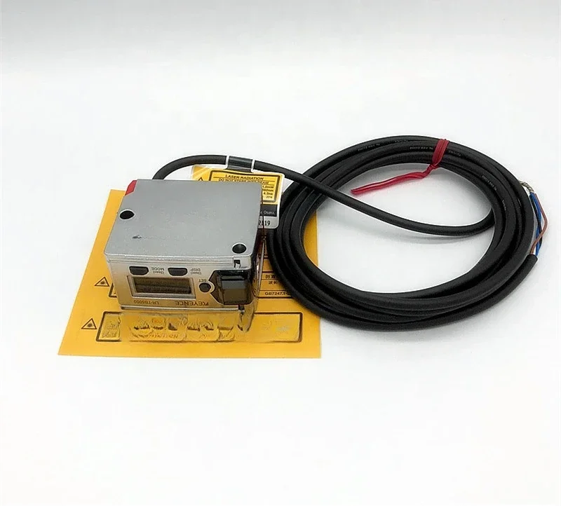 LR-TB5000 r Датчик расстояния обнаружения 5 м Новый оригинал