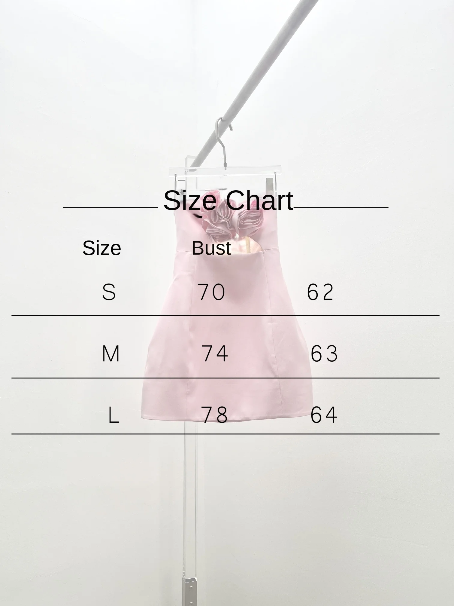 Рисунок 3 - Женская короткая юбка-топ с цветочным принтом