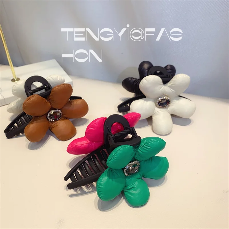 

Crystal Flower Hair Claws For Women Hair Accessories Hairgrips Hairpins Handmade Hair Clips