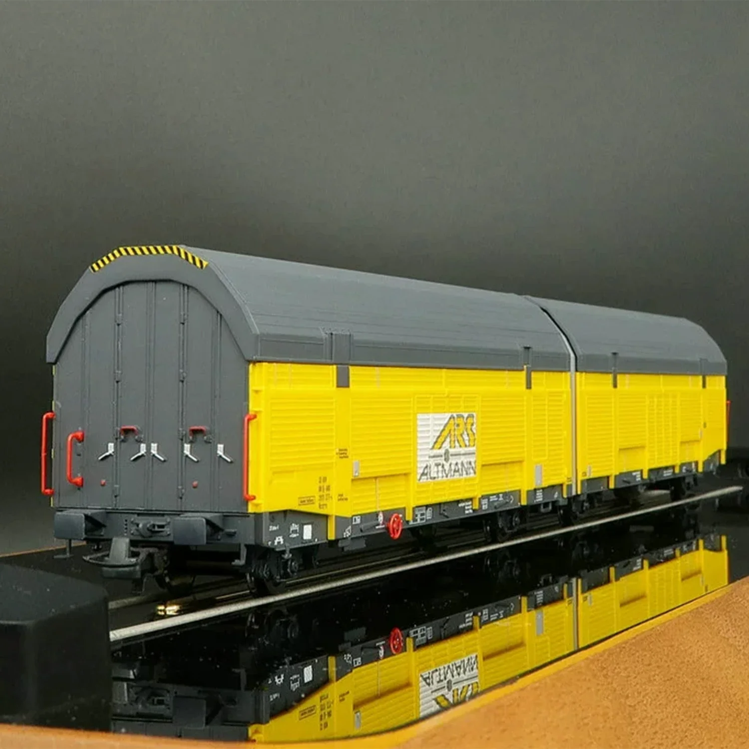 ROCO HO 1/87 модель поезда 77049 шарнирная бесшовная каретка четырехсекционная игрушка