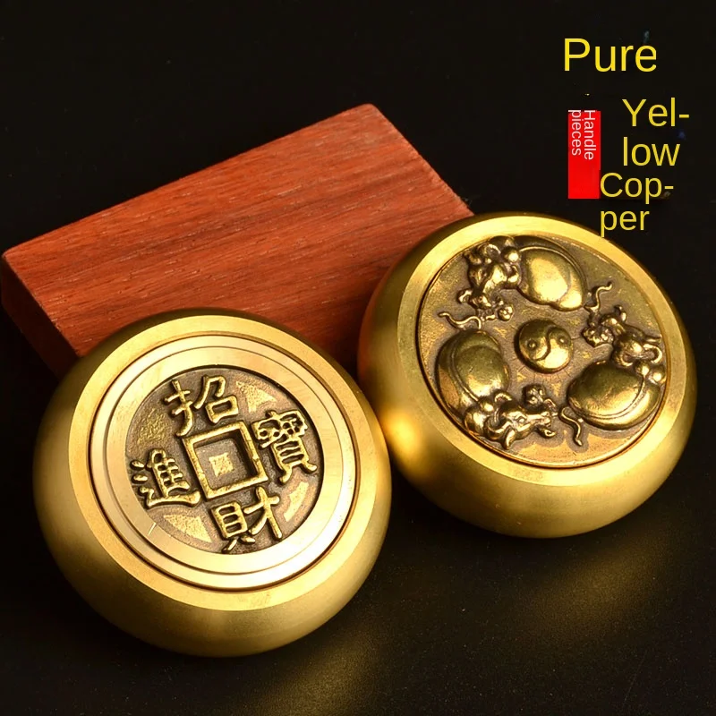 

Pure Brass Hand Pieces Men's Portable Fingertip Gyro Pieces Copper Make Money Good Luck Comes Decompression Ornaments