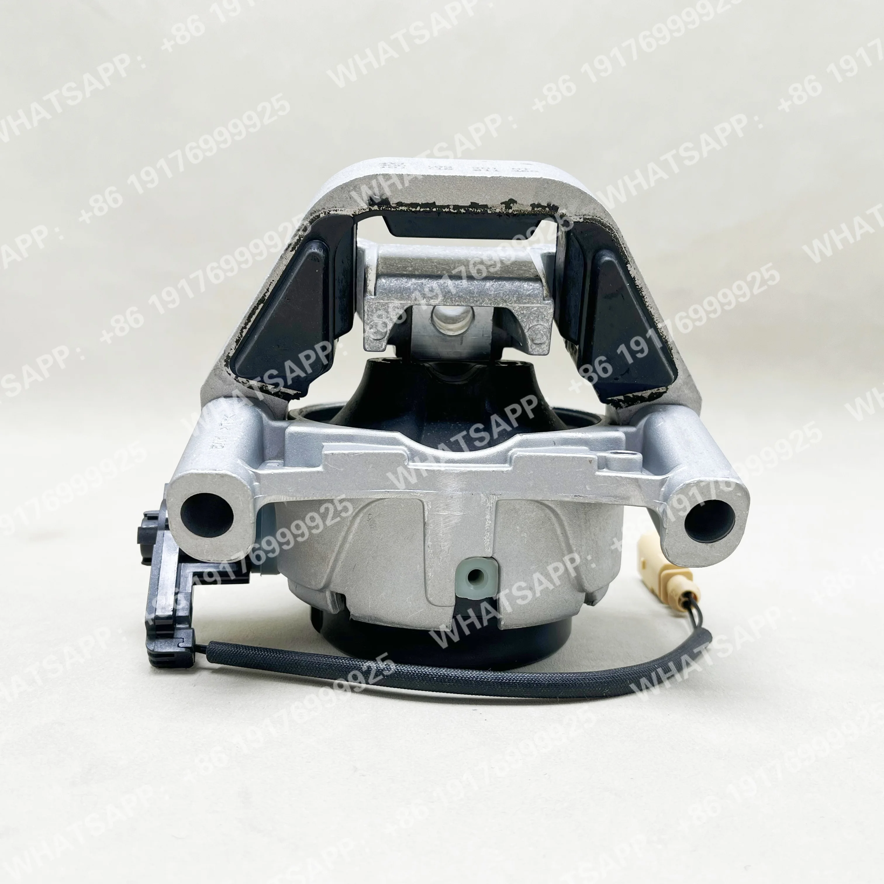 Фото Кронштейн двигателя 4G0199381NT KT LC LG для Audi A6 C7 S6 A7 S7 D4 2.0 TFSI 3.0 TDI, комплект кронштейнов двигателя, новый 4G0 199 381 NT 4G0199381 №3