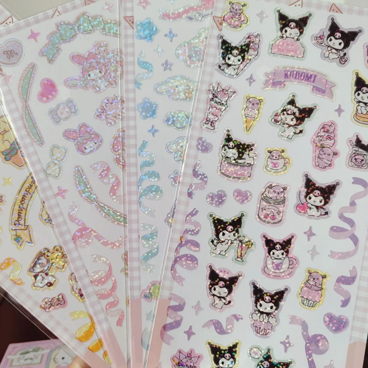 

Kawaii Sanrio милые наклейки из мультфильмов Kuromi MyMelody Cinnamorol японское украшение Guka Ретро водонепроницаемые стикеры аниме Sanrio