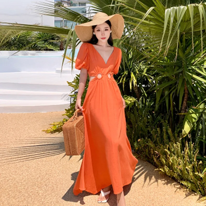 

BULOCHOVA New Fashion Summer Leaky Waist Big Swing Long Dress Women V Neck Puff Sleeve Bohemian Seaside Holiday Vestidos 2023