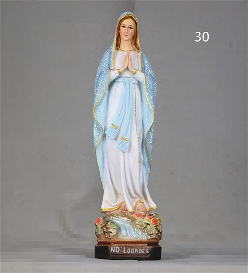 

Статуя Девы Марии из смолы