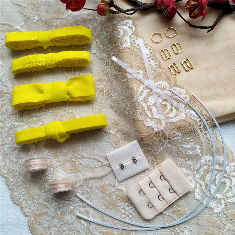 

Homemade Yellow Underwear Seven Piece Shoulder Belt Fabric Chest Keel Metal Buckle Yarn Accessories