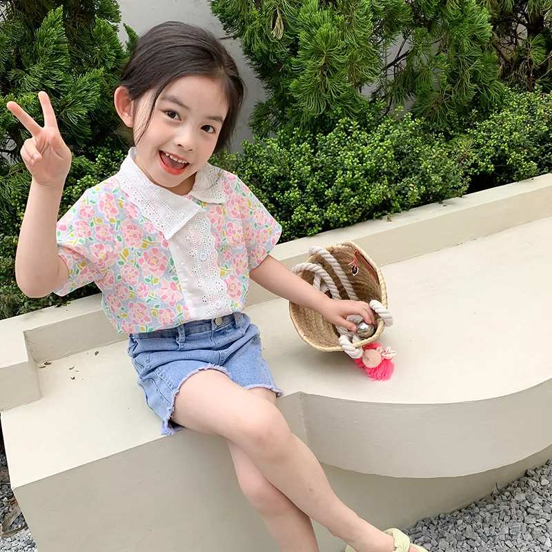 

Рубашки для девочек, Новинка лета 2022, модные детские кружевные топы с коротким рукавом и цветочным принтом