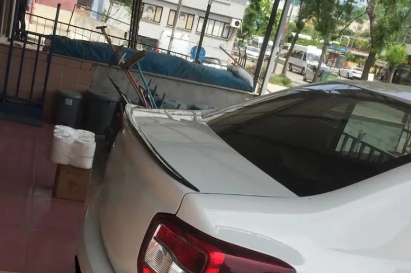 

Задний спойлер для багажника Renault Symbol, черный мягкий спойлер из АБС-пластика, глянцевый черный, 5D стиль