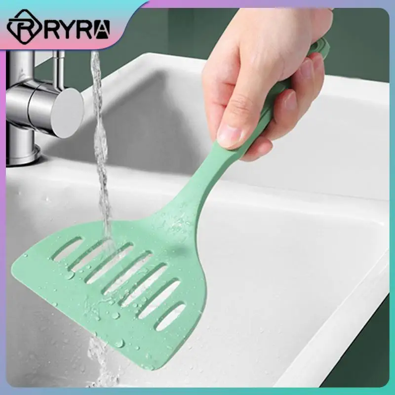 

Fashion Fried Shovel Easy To Stir Fry Silicone Spatula High Temperature Resistance Healthy And Odorless Spatula Simplicity