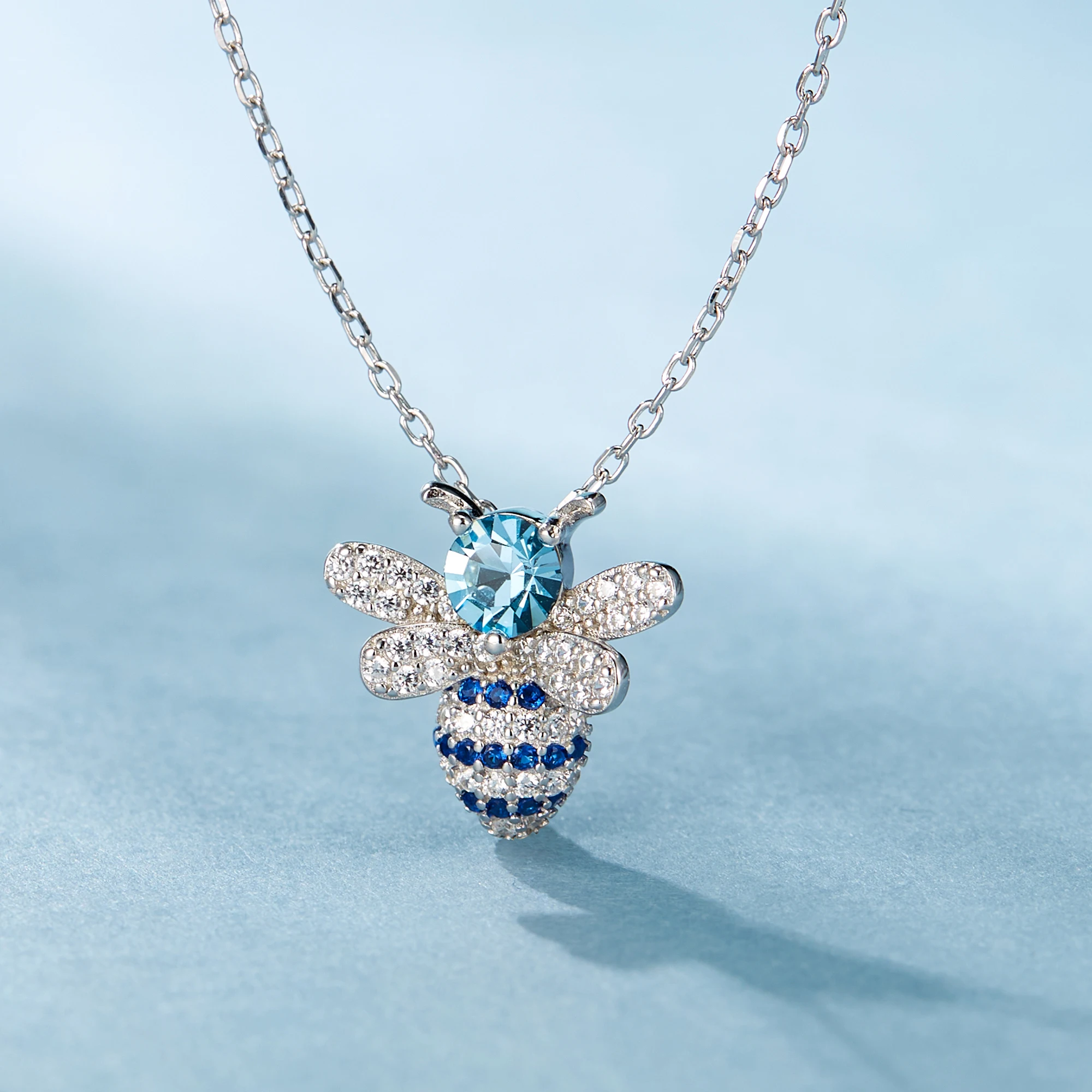 

925 Sterling Silver Bee Necklace Women Animal Pendant Neck Chain Jewelry Collier Femme Mujer Party Gift